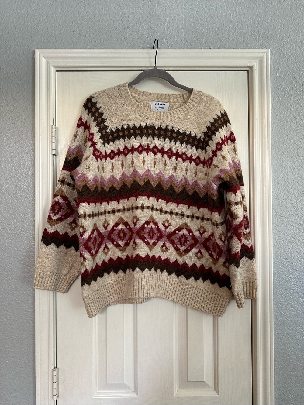 Old Navy Cream Fair Isle Crewneck Sweater with Burgundy & Olive Accents